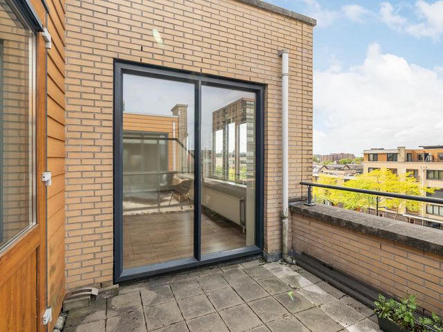 Avenue Carré 216, Barendrecht