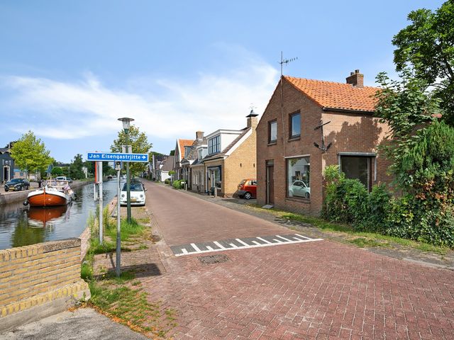 Kerkewal 30, Gorredijk