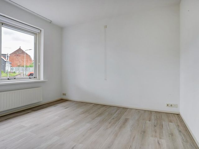 Akker 1, Oosterland