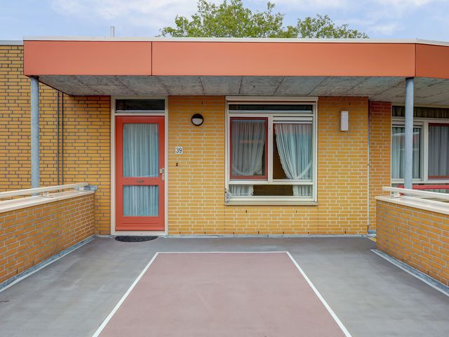 Apollostraat 39, Strijen