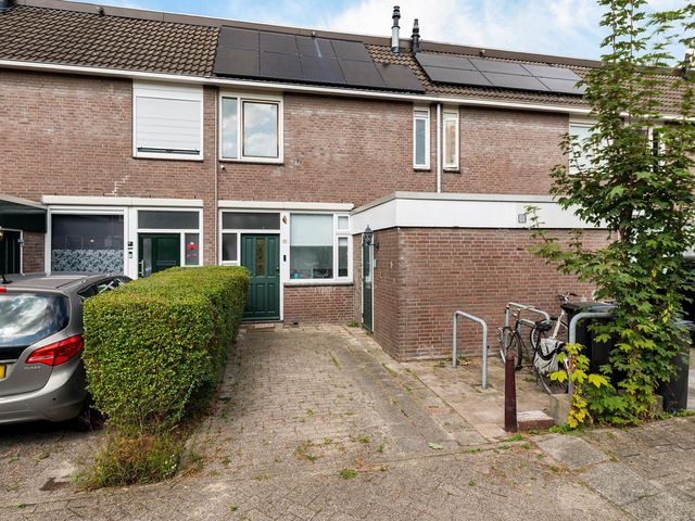 Maanzaaderf 12, Diemen