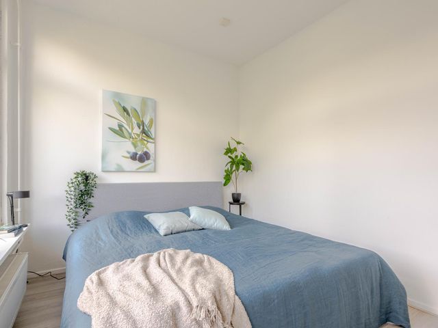 Dorpsweg 152B, Rotterdam