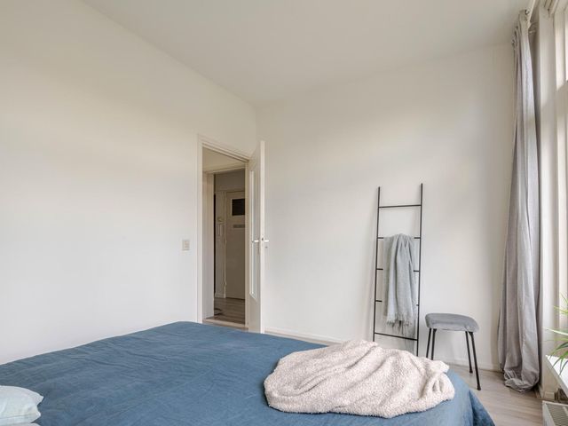 Dorpsweg 152B, Rotterdam