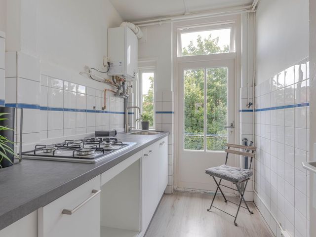 Dorpsweg 152B, Rotterdam