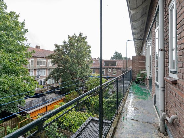 Dorpsweg 152B, Rotterdam