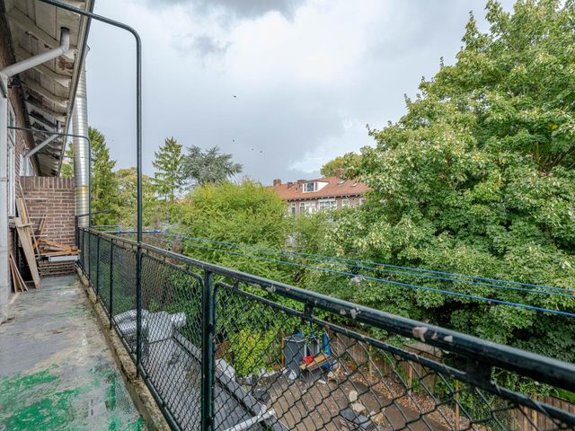 Dorpsweg 152B, Rotterdam