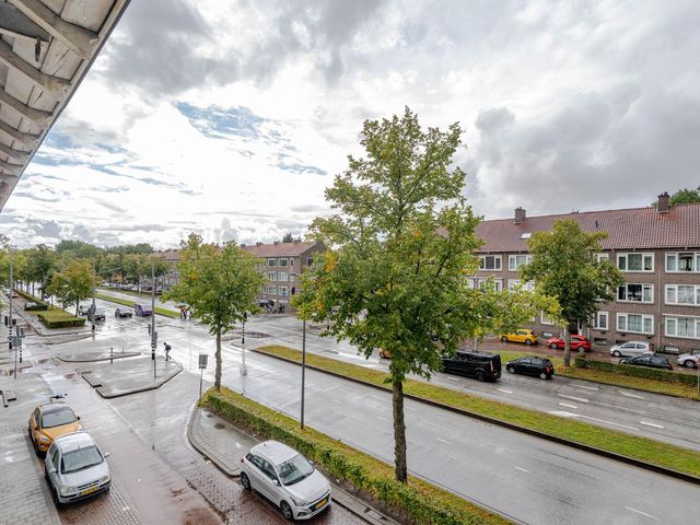 Dorpsweg 152B, Rotterdam