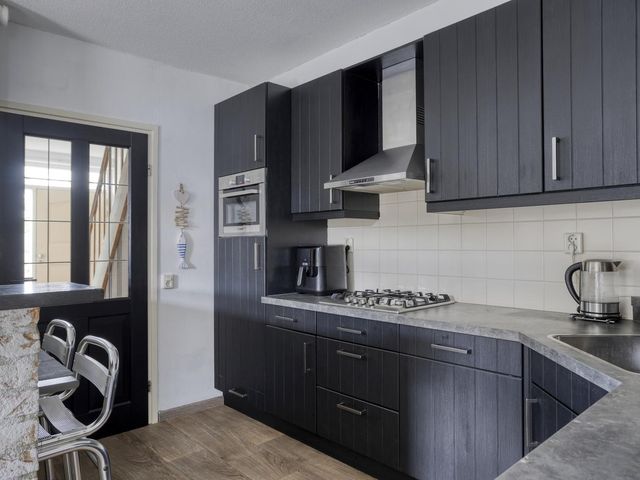 Oud Heiligeweg 10, Oosterland