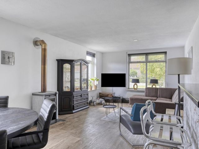 Oud Heiligeweg 10, Oosterland