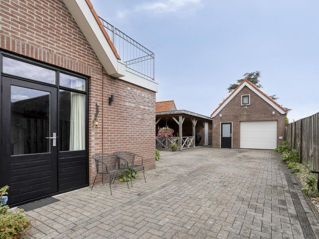 Oud Heiligeweg 10, Oosterland