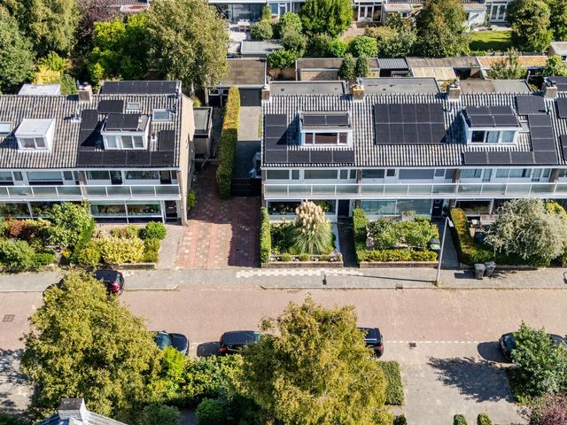 Sweelinckhof 8, Voorschoten