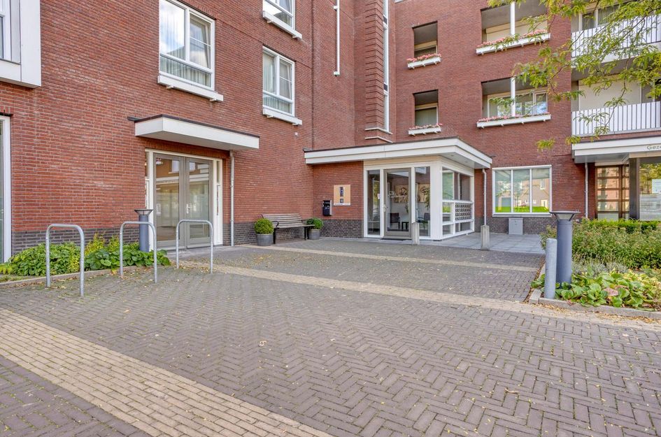 Tamboer 48