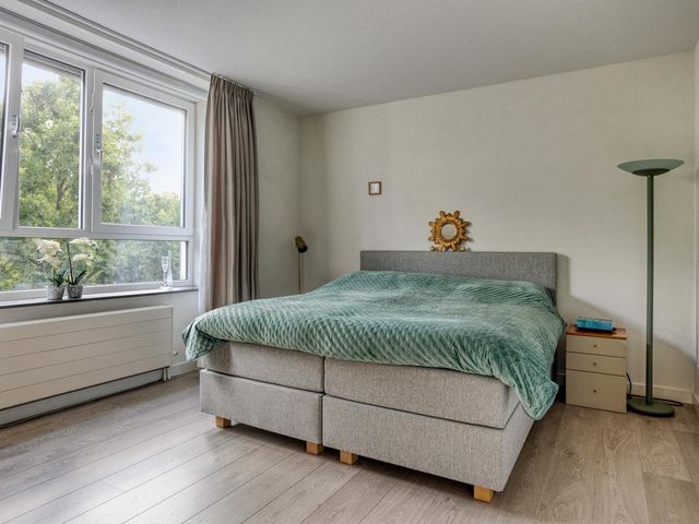 Tamboer 48, Best