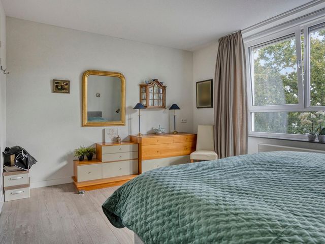 Tamboer 48, Best