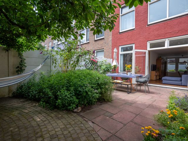 Rhododendronstraat 60, Den Haag