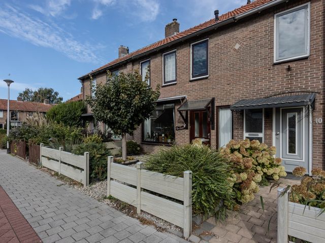 P. Groenenboomstraat 12, Rhoon