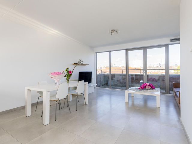 Polderlaan 18F, Rotterdam