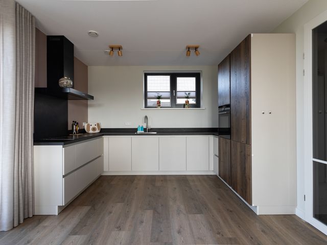 Bilderdam 39A, Leimuiden