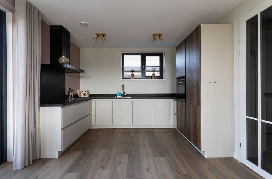 Bilderdam 39A