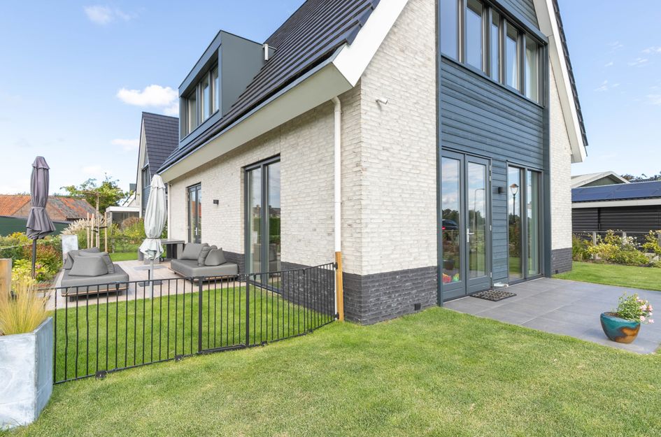 Bilderdam 39A