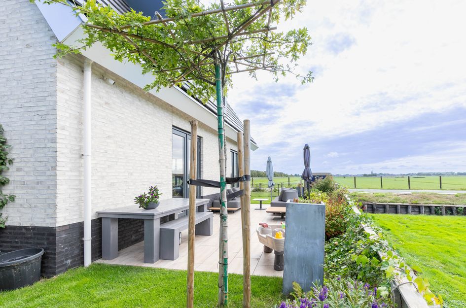 Bilderdam 39A