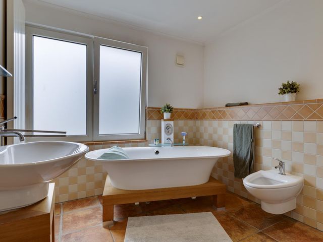 Einthovenstraat 5, Geleen