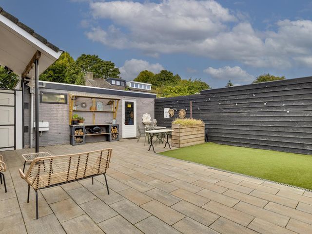 Einthovenstraat 5, Geleen