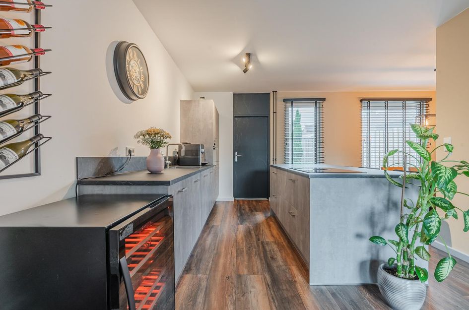 van Leeuwenhoekstraat 28