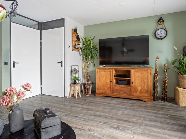 Schoklandstraat 24, Hoogeveen