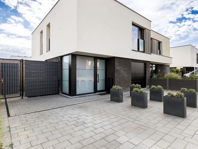 Karel Doormanstraat 35, Kloosterzande