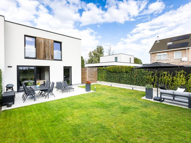 Karel Doormanstraat 35, Kloosterzande