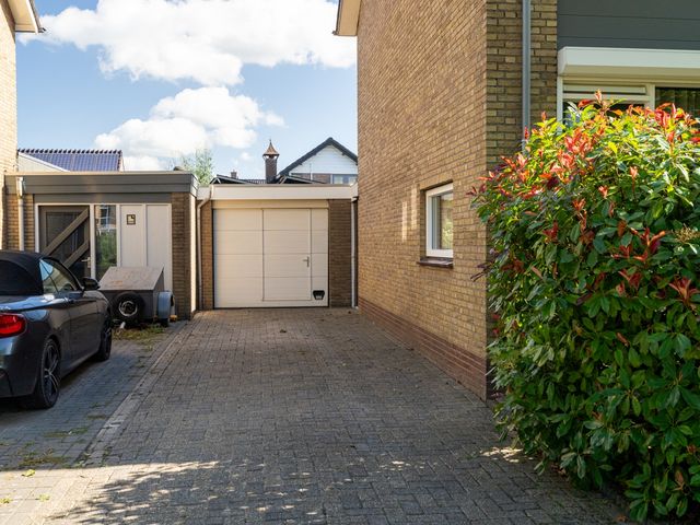 Almweg 5, Rijswijk (Nb)