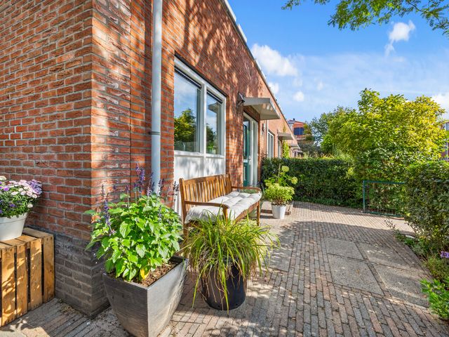 Zandberglaan 26, Den Haag