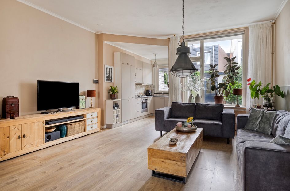 Nieuwe Maasstraat 48