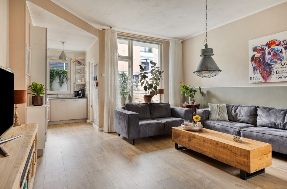 Nieuwe Maasstraat 48