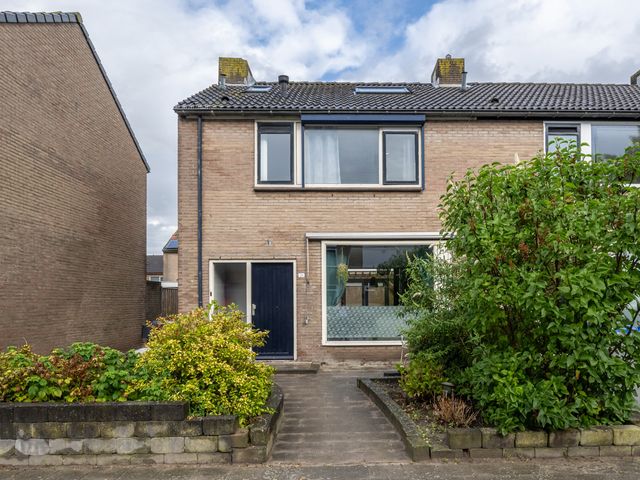 Hertog Jan van Beierenln 31, Nieuwe-Tonge