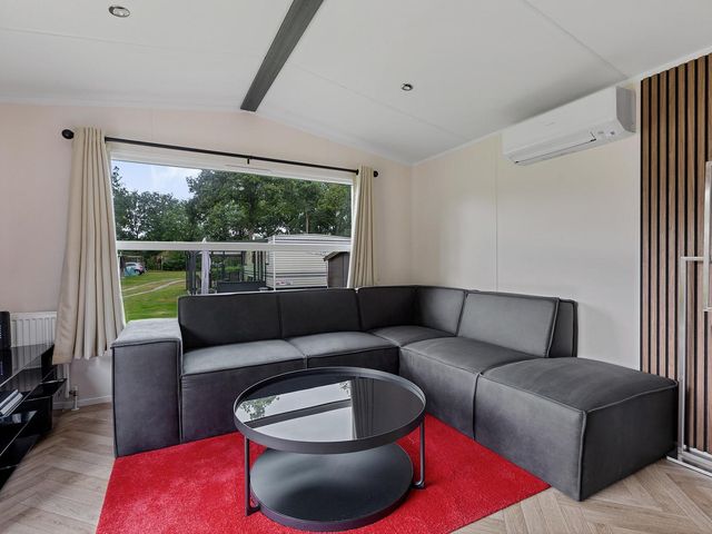 Oranjekanaal NZ 10V 3, Wezuperbrug