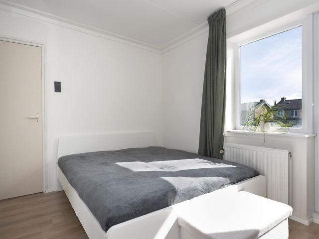 Luipertstraat 19, Moorveld