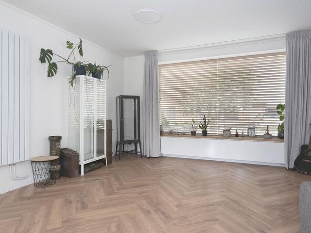 Luipertstraat 19, Moorveld