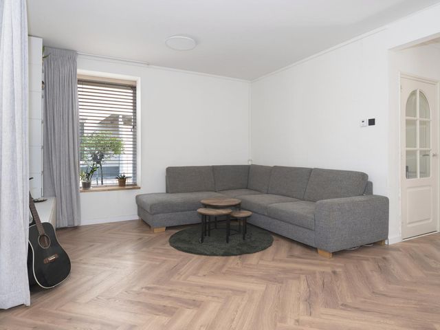 Luipertstraat 19, Moorveld