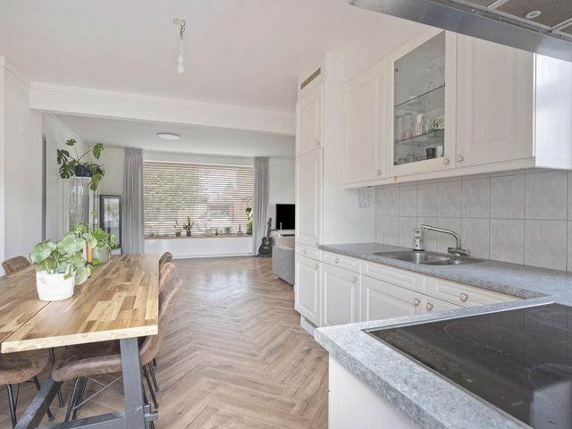 Luipertstraat 19, Moorveld