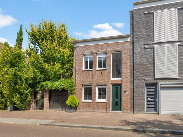 Scharwoudestraat 6, Amersfoort