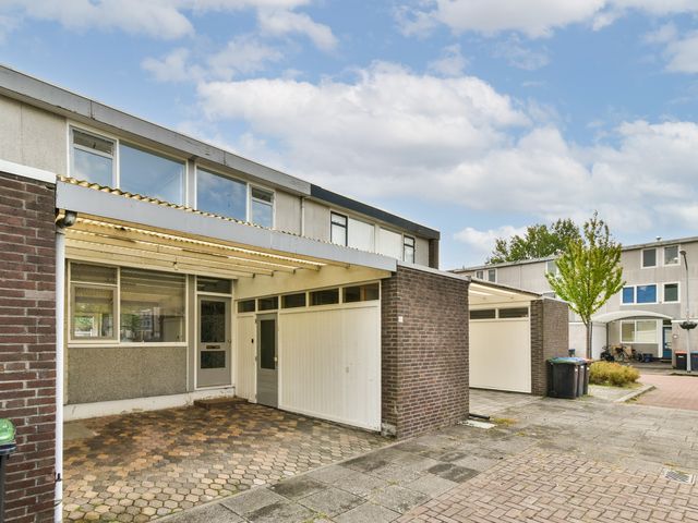 Klip 60, Lelystad