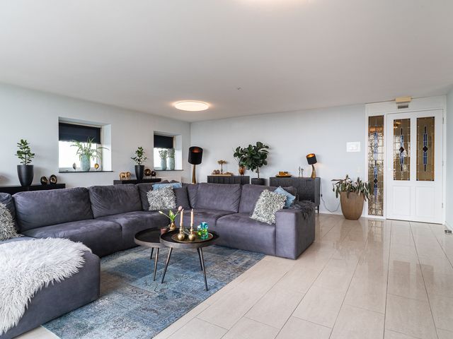 Westpoint 84, Tilburg