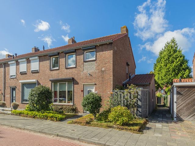 Irenestraat 17, Terneuzen