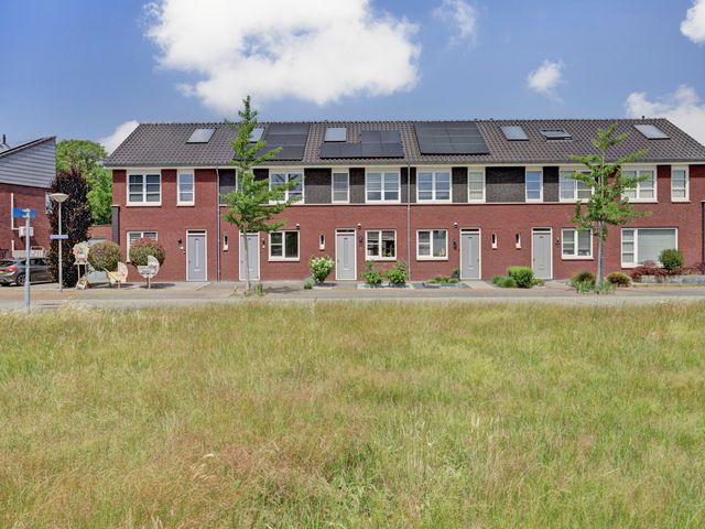 Nachtegaal 25, Bladel