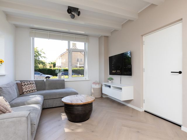 Tjalkstraat 2, Makkum