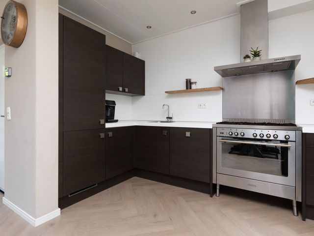 Tjalkstraat 2, Makkum