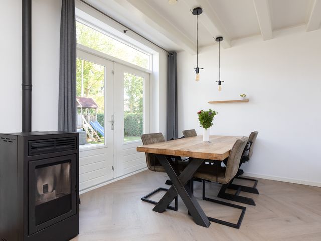 Tjalkstraat 2, Makkum