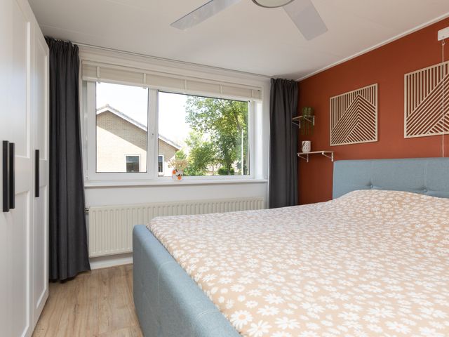 Tjalkstraat 2, Makkum